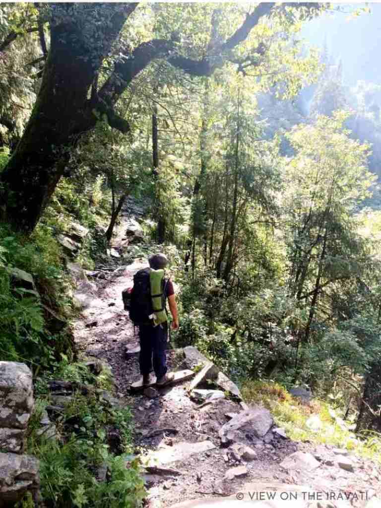 Trail between Chanju and Riyalī on way to Khundi Mata